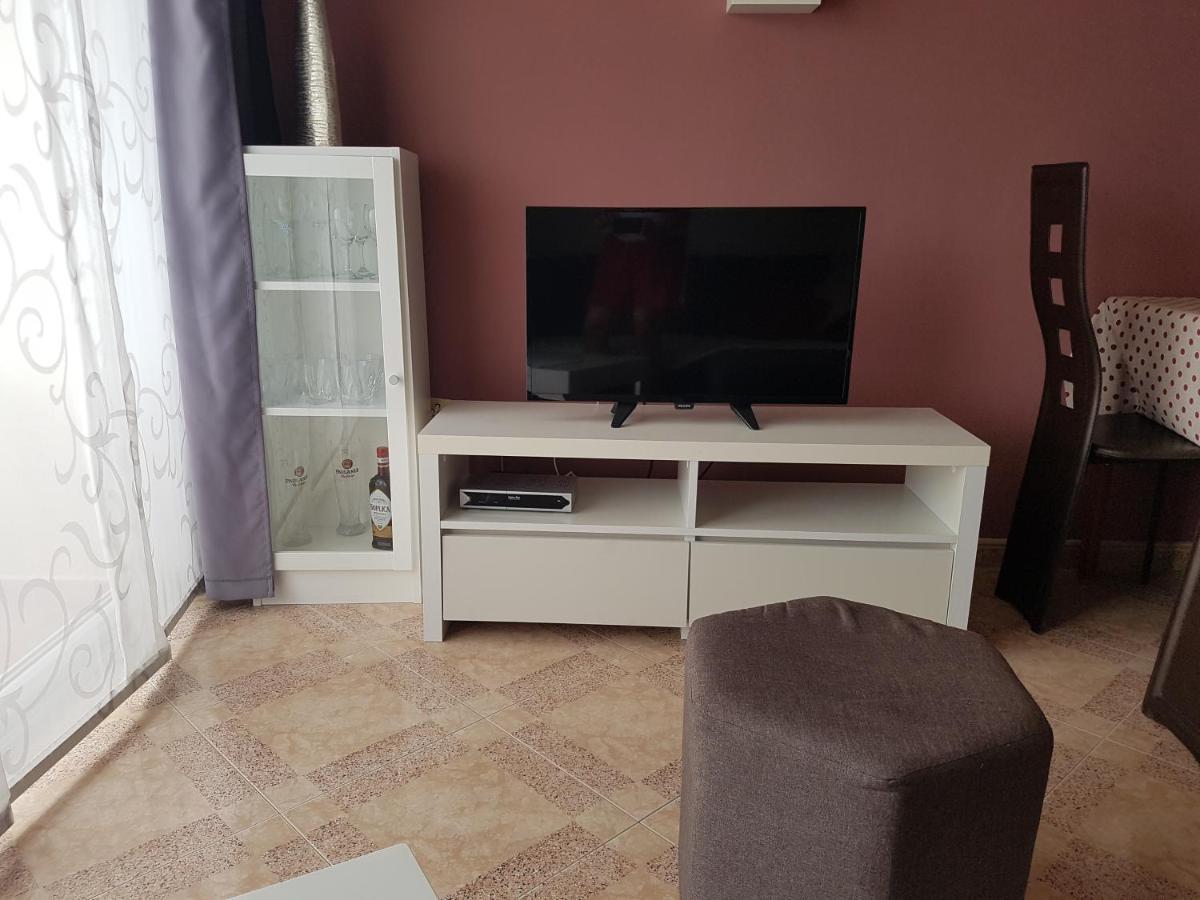 Vila Nives Подгора Экстерьер фото