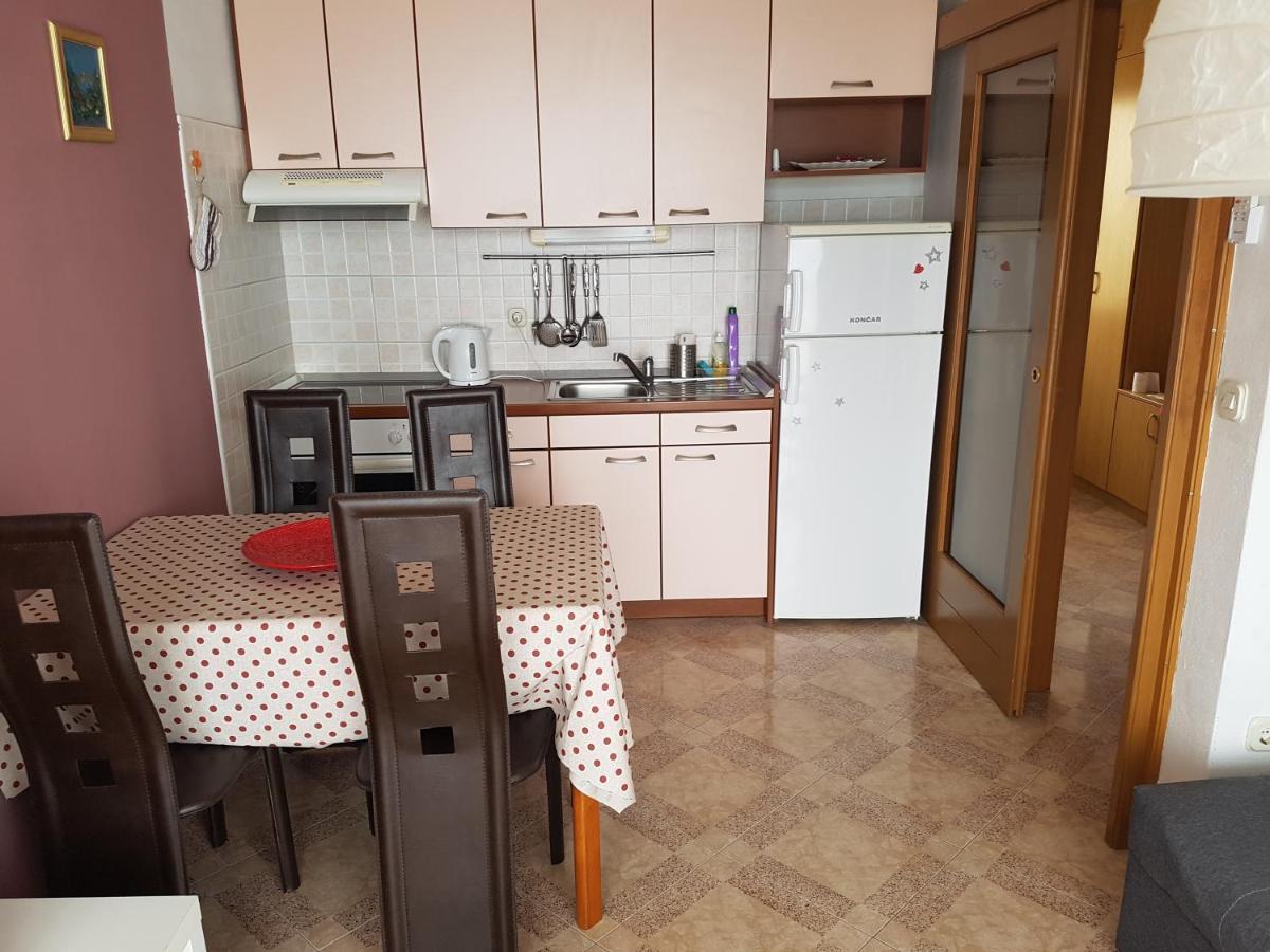 Vila Nives Подгора Экстерьер фото
