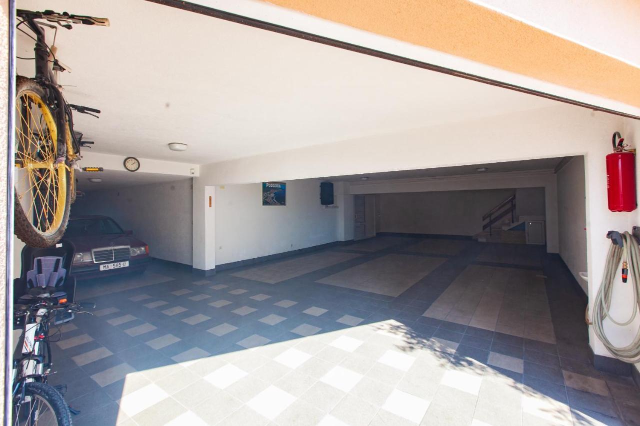 Vila Nives Подгора Экстерьер фото