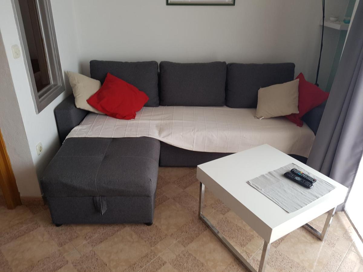 Vila Nives Подгора Экстерьер фото